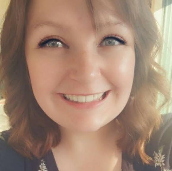 Meet your Posher, Kara - Picture 4 of 7